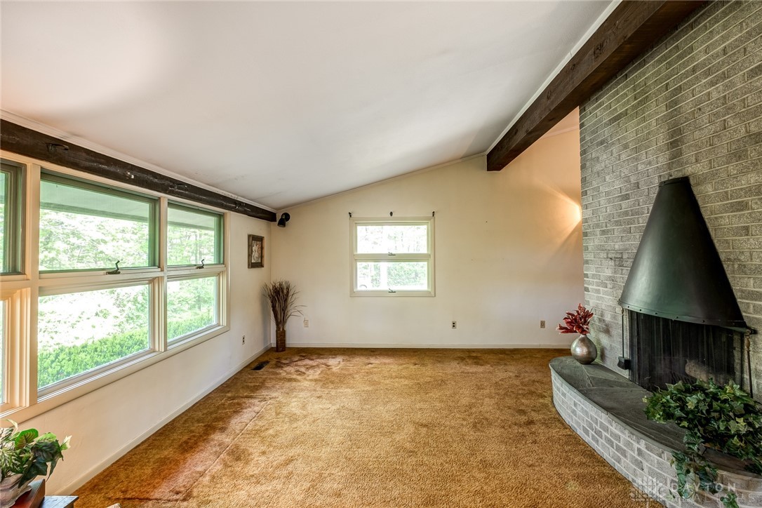 2921 Red Oak Road Kettering, OH 45432 - Photo 3 of 32
