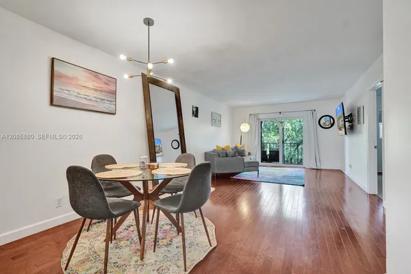$2,200 | 1785 North Andrews Square, Unit 205E, Fort Lauderdale, FL 33311