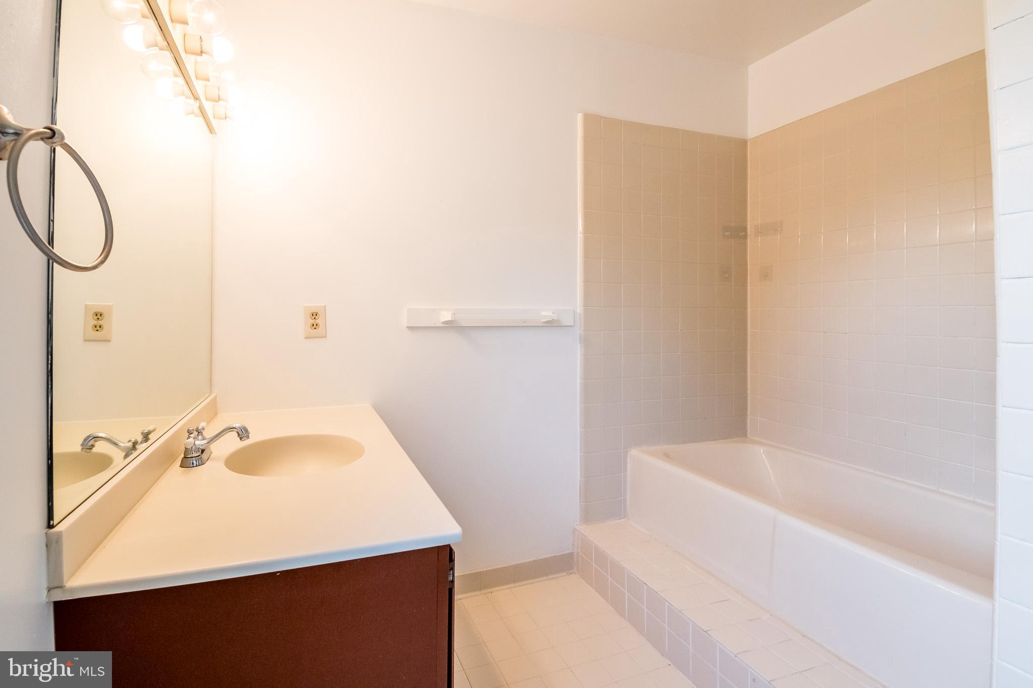 5601 Good Luck Road Riverdale, MD 20737 - Photo 71 of 113