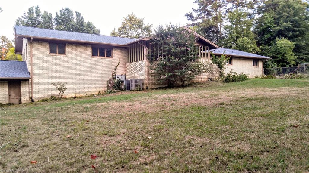 1754 Jackson Lake Road High Point, NC 27263 - Photo 29 of 30 Gallery Image 29