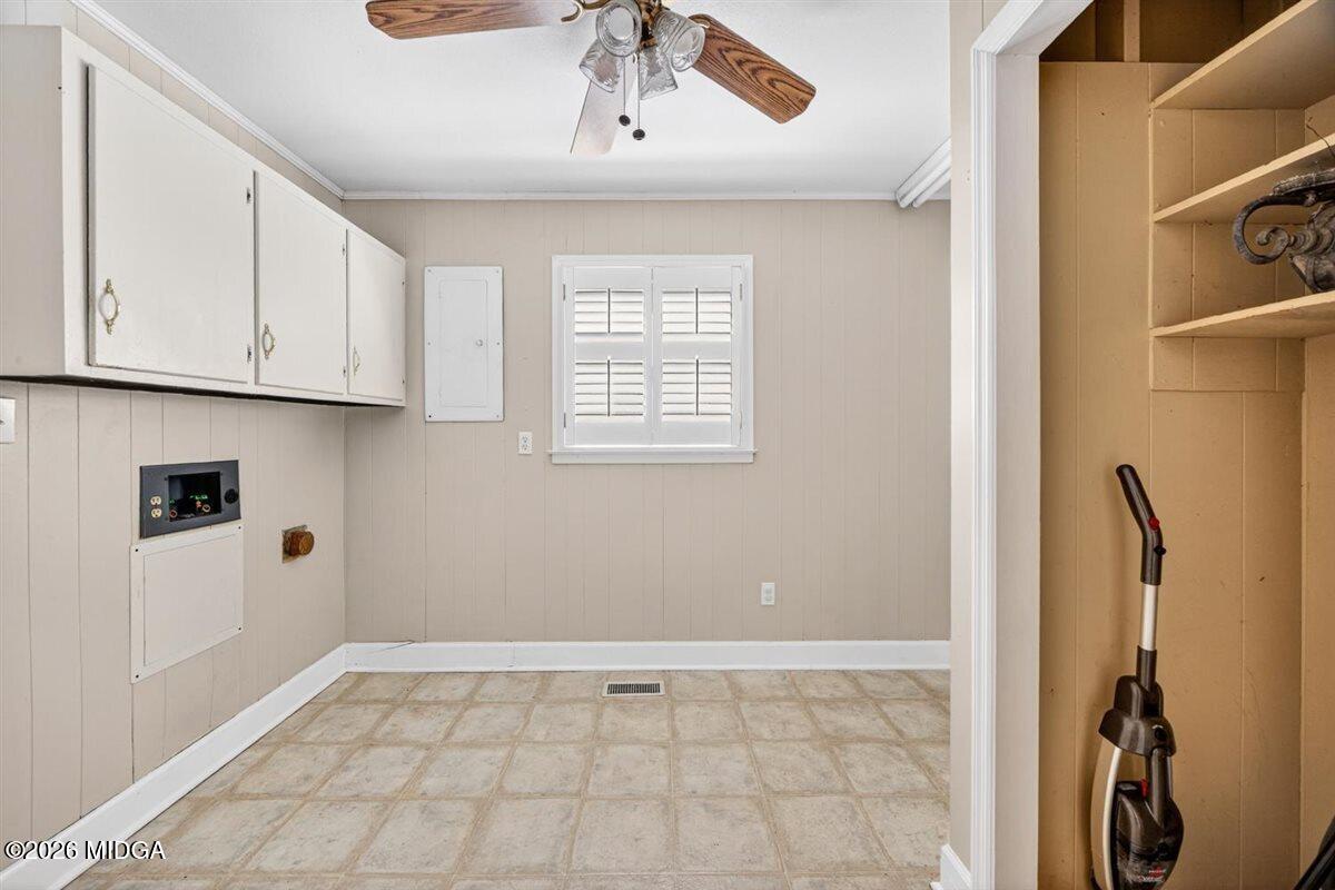 335 Hamrick Road Macon, GA 31220 - Photo 25 of 41 a view of an empty room with a window