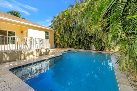 $1,169,000 | 343 8th Avenue North, Tierra Verde, FL 33715