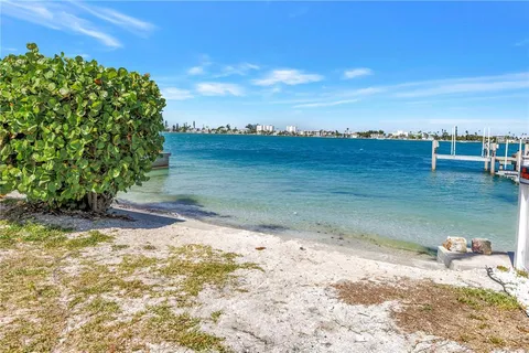 $1,169,000 | 343 8th Avenue North, Tierra Verde, FL 33715