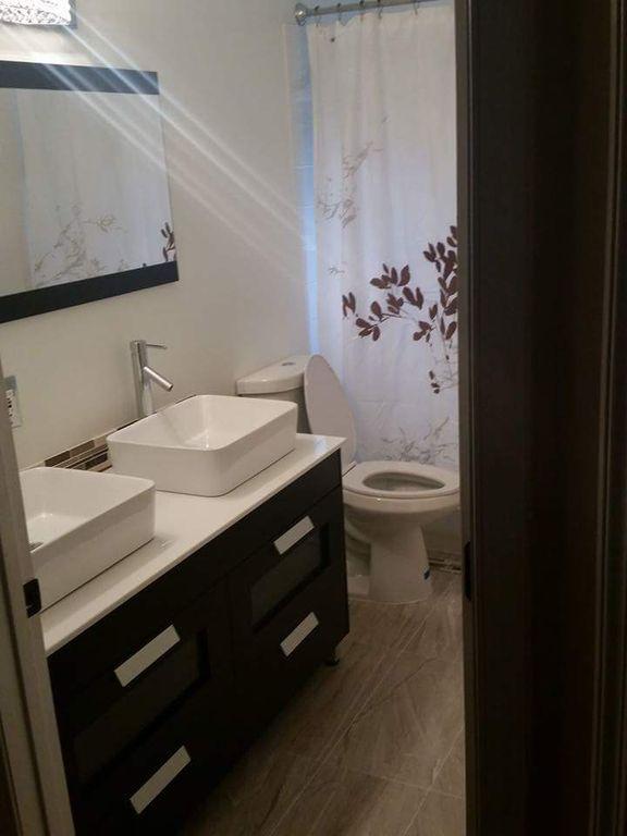 22329 Rushmore Place Boca Raton, FL 33428 - Photo 21 of 31 Guest bathroom