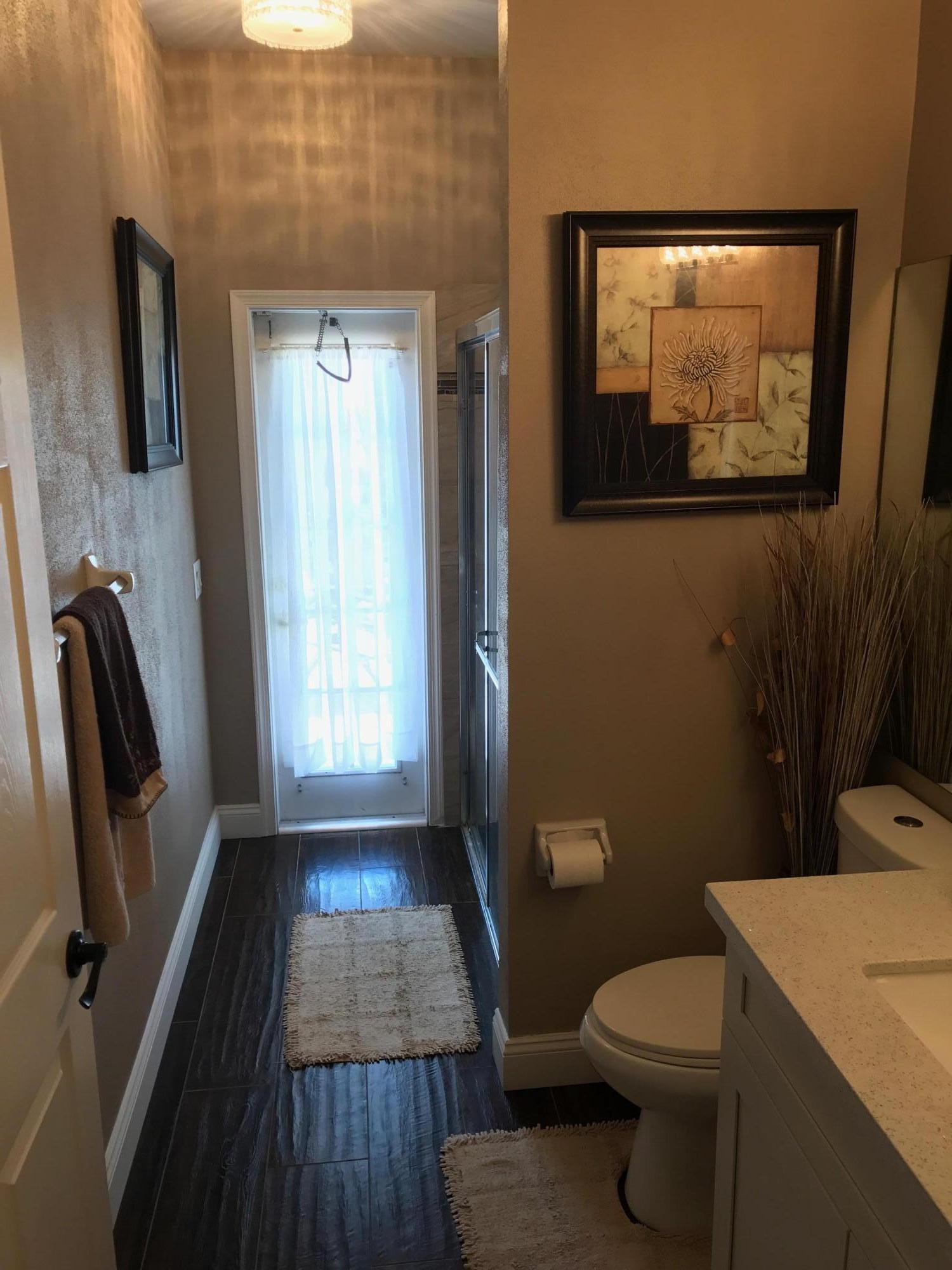 22329 Rushmore Place Boca Raton, FL 33428 - Photo 25 of 31 Cabana bathroom