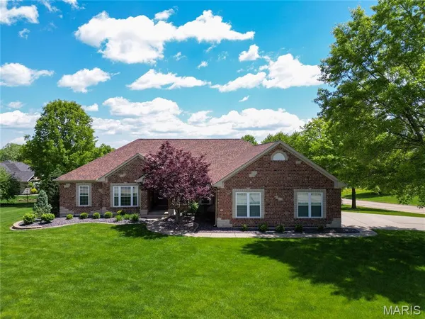 $735,000 | 301 Red Wing Court, Troy, MO 63379