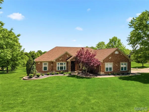$735,000 | 301 Red Wing Court, Troy, MO 63379