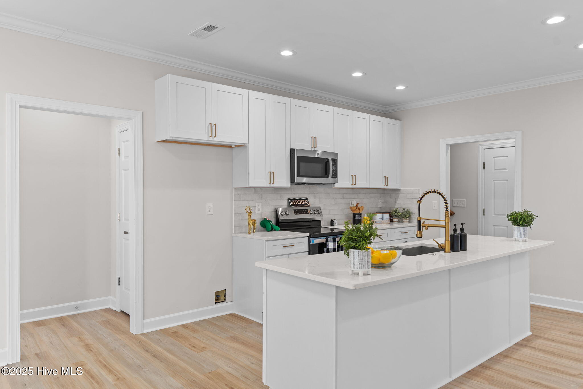 701 Barksdale Road Wilmington, NC 28409 - Photo 23 of 36 36-web-or-mls-BTS08488