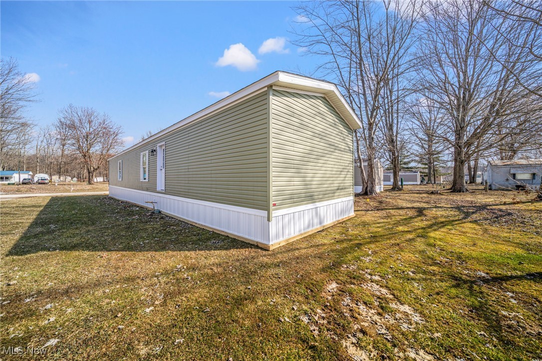 3583 Austin Road, Unit 63 Geneva, OH 44041 - Photo 7 of 21 Gallery Image 7