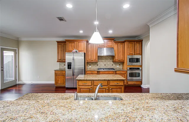 $3,600 | 3730 Arundel Gardens Lane, Sugar Land, TX 77498