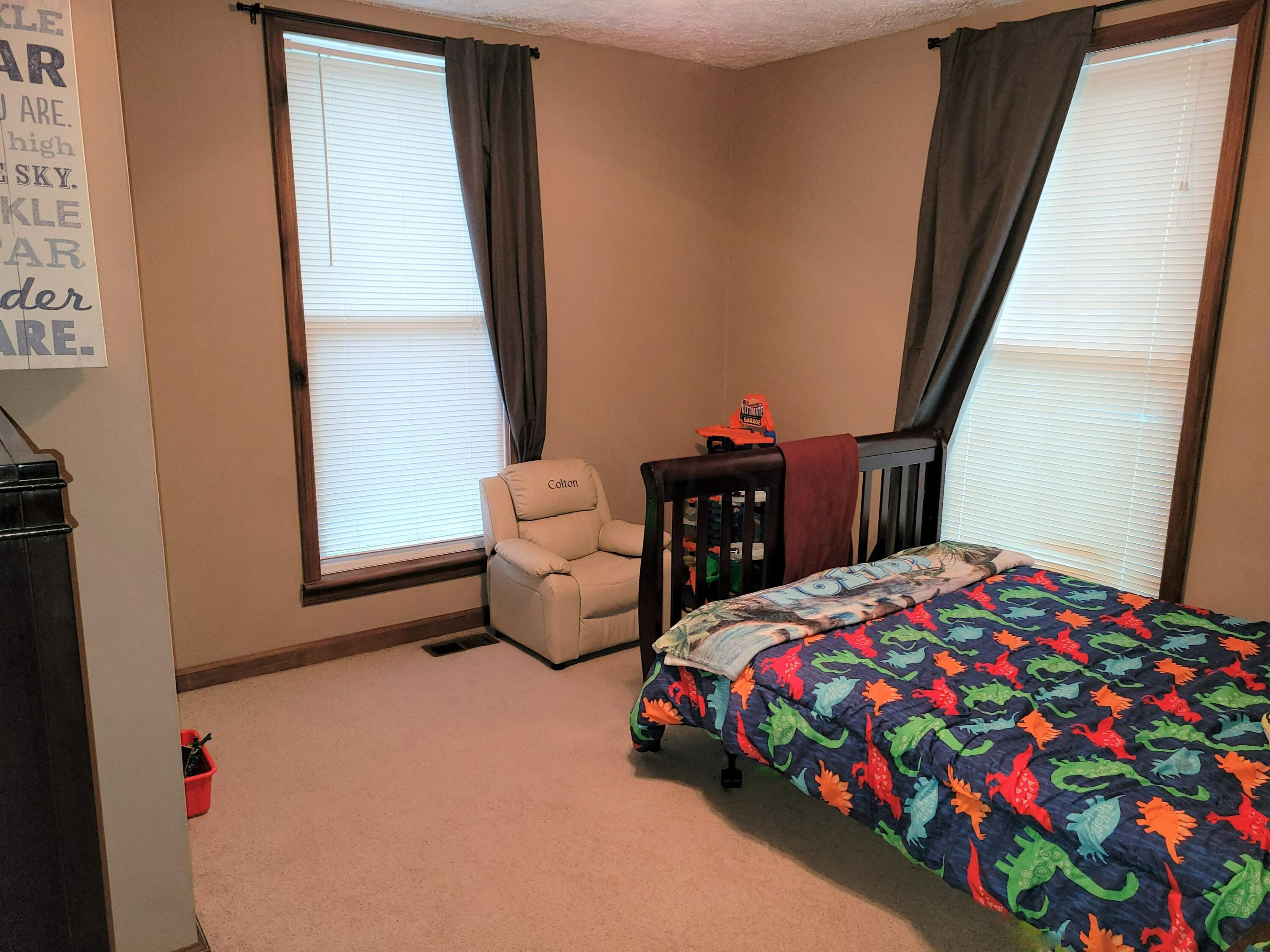 20353 Island Road Circleville, OH 43113 - Photo 9 of 19 9