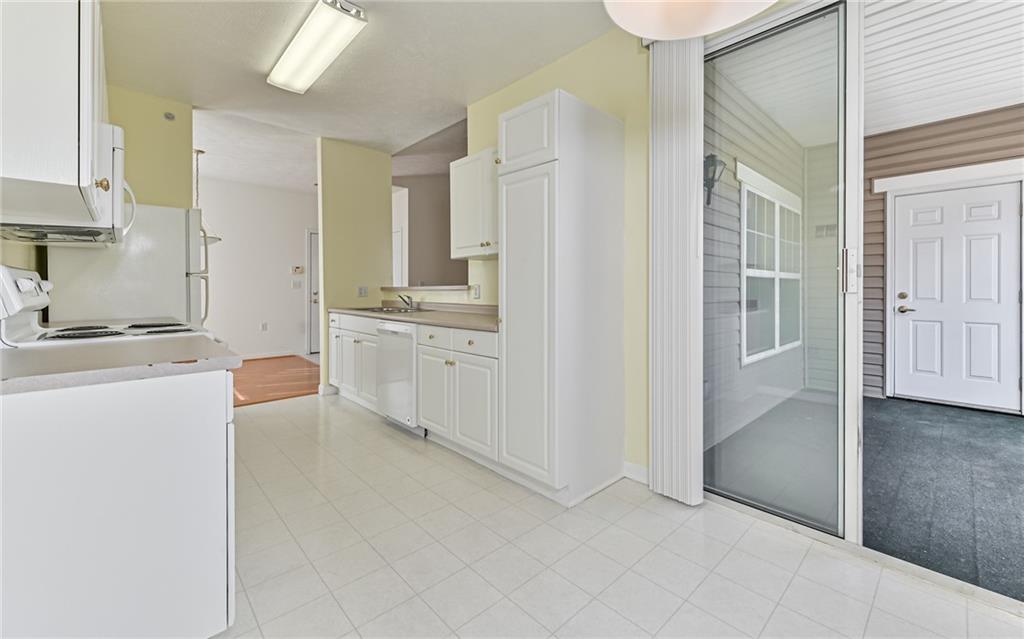 706 Stockton Ridge, Unit 706 Cranberry Township, PA 16066 - Photo 7 of 20