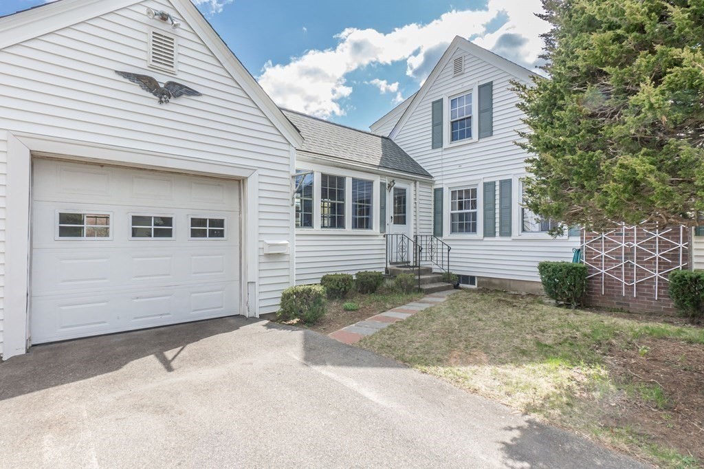 5 Bass River Road Beverly, MA 01915 - Photo 3 of 26 Gallery Image 3