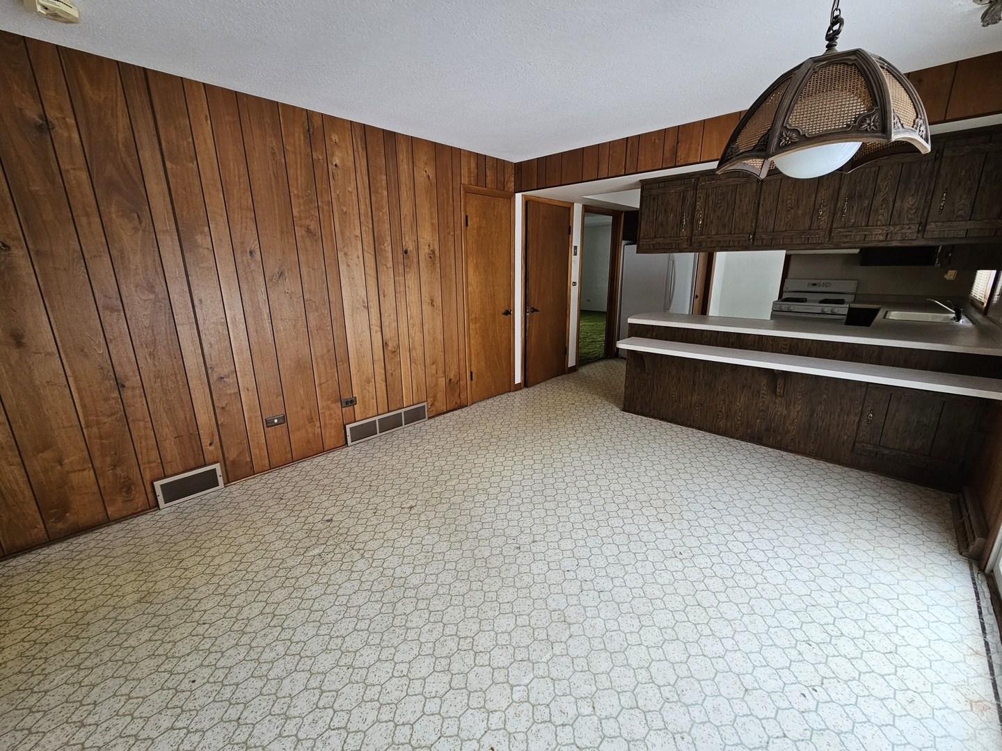 39120 North Winchester Road Wadsworth, IL 60083 - Photo 9 of 25 Gallery Image 9