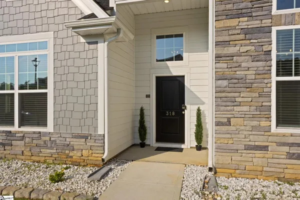 $519,642 | 318 Carriage Hl Drive, Easley, SC 29642