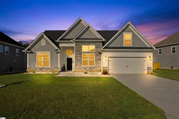 $519,642 | 318 Carriage Hl Drive, Easley, SC 29642