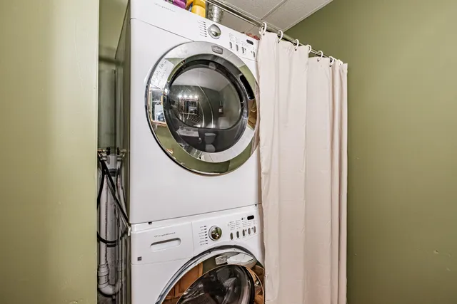 $699,000 | 13-16 Joyal Hill Lane, Casco, ME 04015