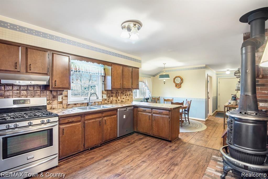 5057 North McKinley Road Flushing, MI 48433 - Photo 9 of 34 DSC_5853.jpg