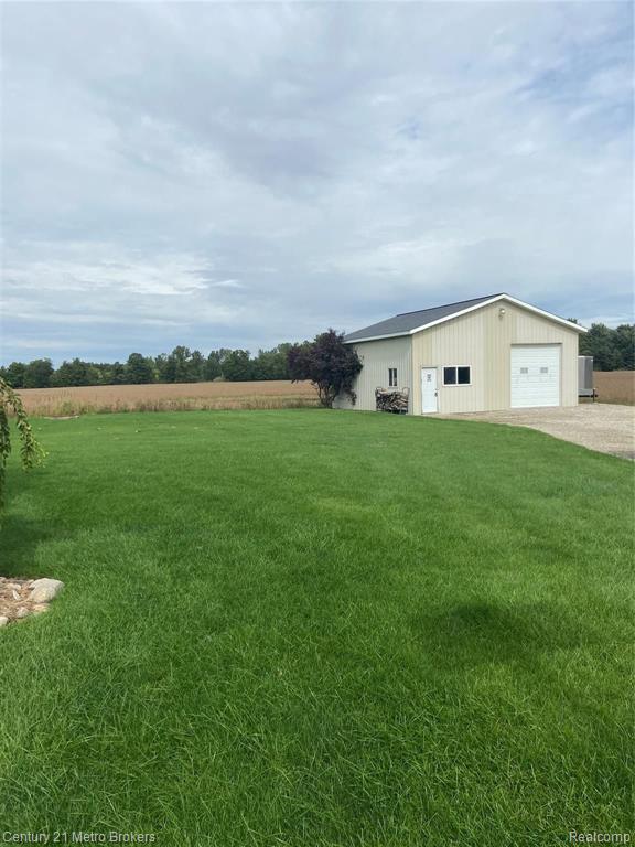 11573 East Brooks Road Lennon, MI 48449 - Photo 51 of 58