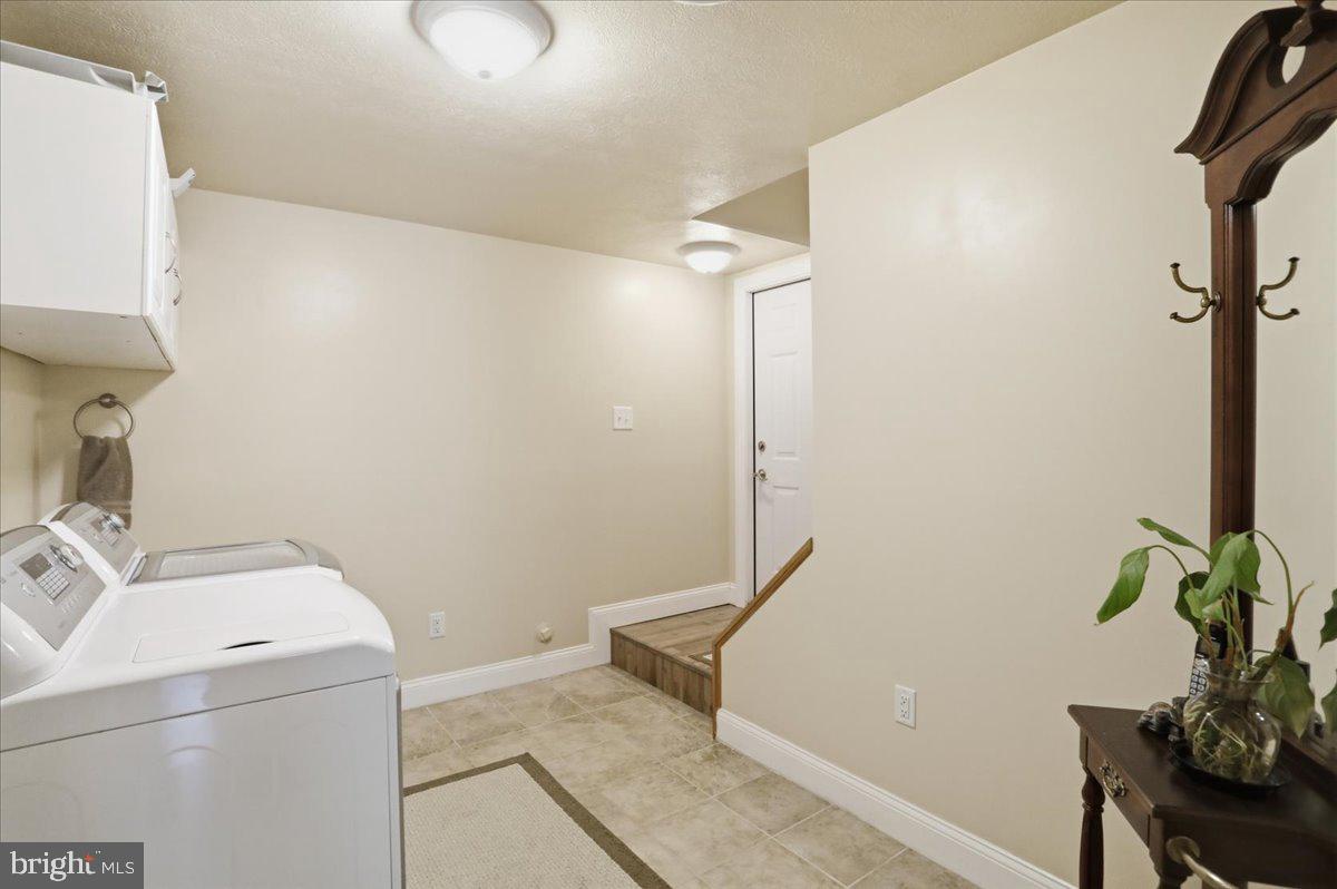 3837 Graces Cabin Road Springfield, WV 26763 - Photo 18 of 33