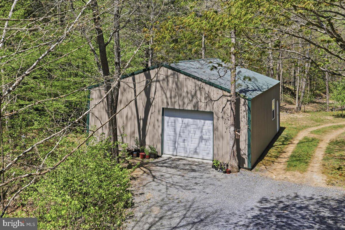 3837 Graces Cabin Road Springfield, WV 26763 - Photo 31 of 33