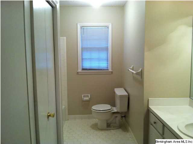 4301 Cahaba Cove Road Birmingham, AL 35210 - Photo 19 of 26