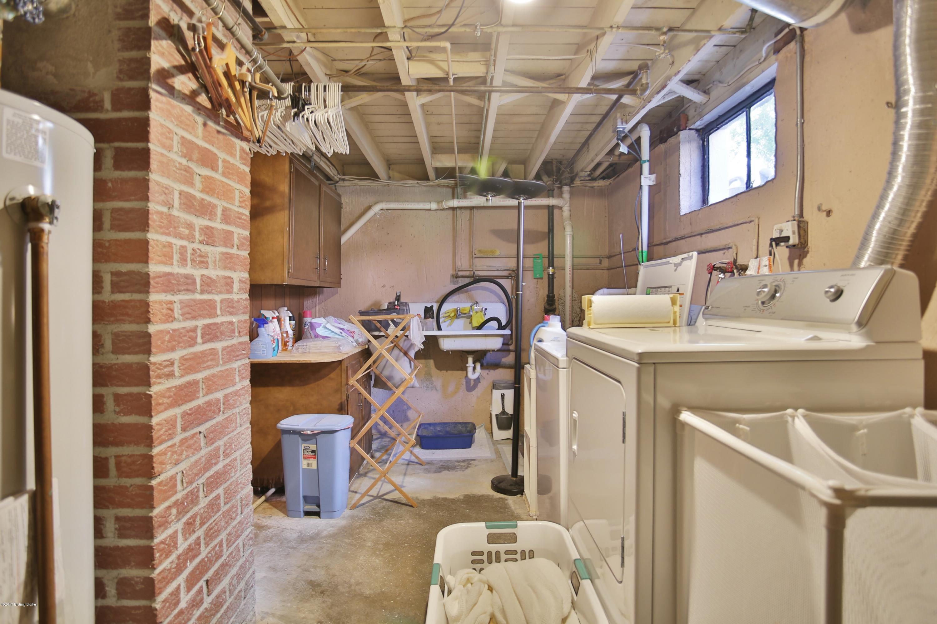 3004 Curran Road Louisville, KY 40205 - Photo 23 of 30 Laundry/storage in basement