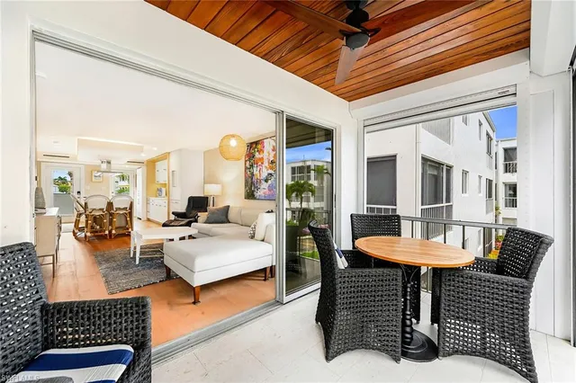 $6,500 | 250 7th Avenue South, Unit 207, Naples, FL 34102