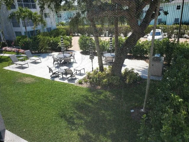 $6,500 | 250 7th Avenue South, Unit 207, Naples, FL 34102