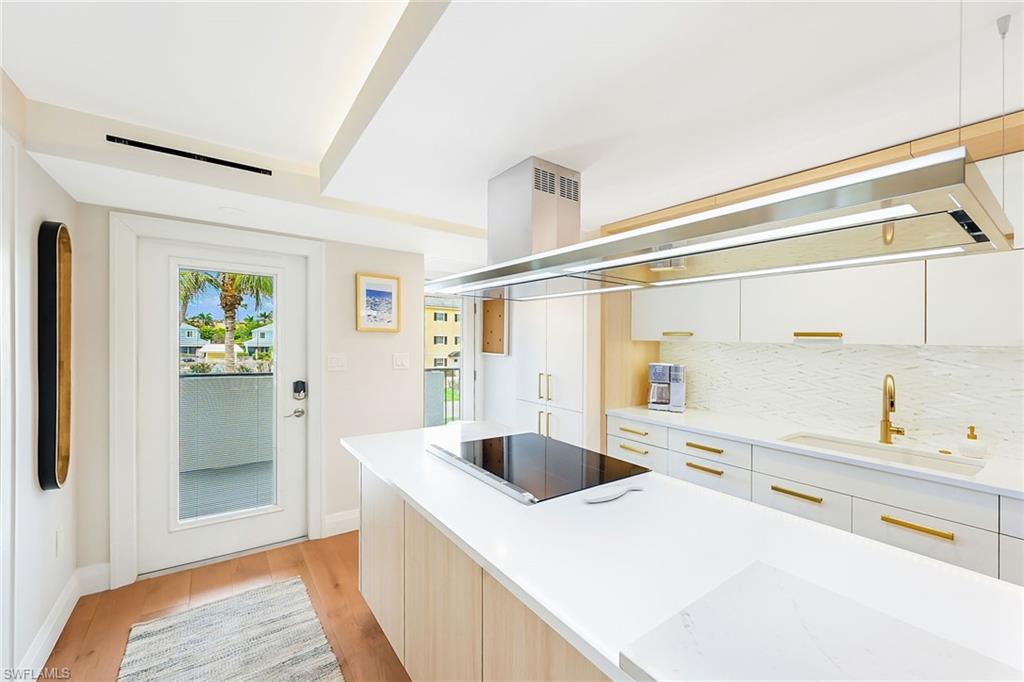 250 7th Avenue South, Unit 207 Naples, FL 34102 - Photo 8 of 25 Front door