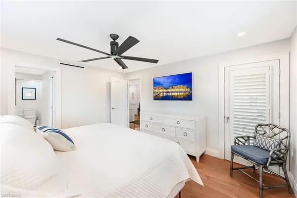 $10,000 | 250 7th Avenue South, Unit 207, Naples, FL 34102