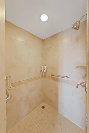 $15,000 | 100 Mac Farlane Drive, Unit 3D, Delray Beach, FL 33483