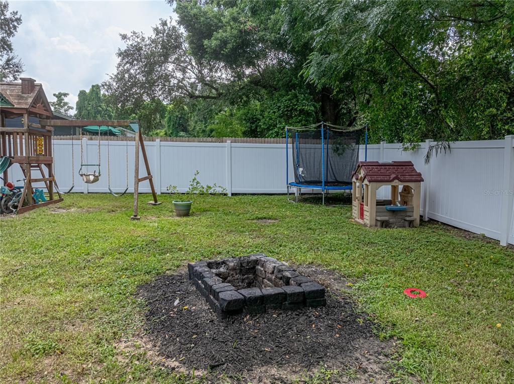 11711 Pasadena Road Dade City, FL 33525 - Photo 40 of 42 Gallery Image 40