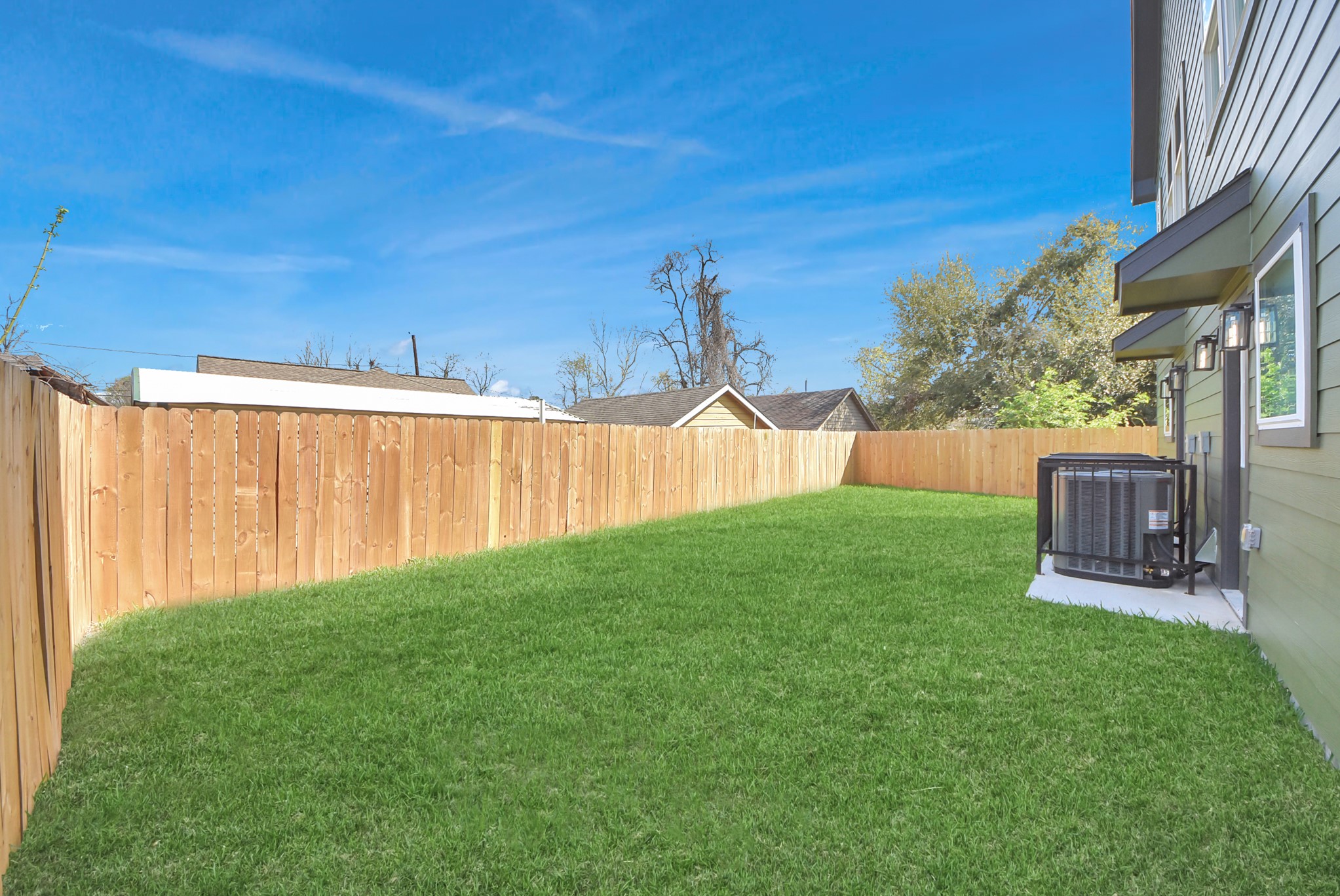 3319 Caplin Street Houston, TX 77026 - Photo 35 of 42 a view of a back yard