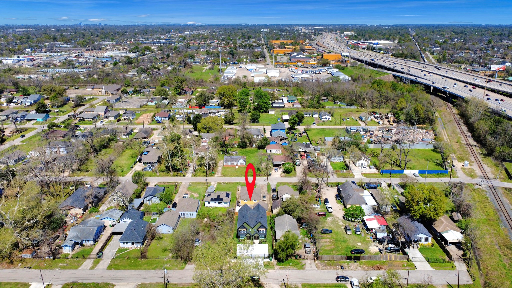 3319 Caplin Street Houston, TX 77026 - Photo 42 of 42 view of city