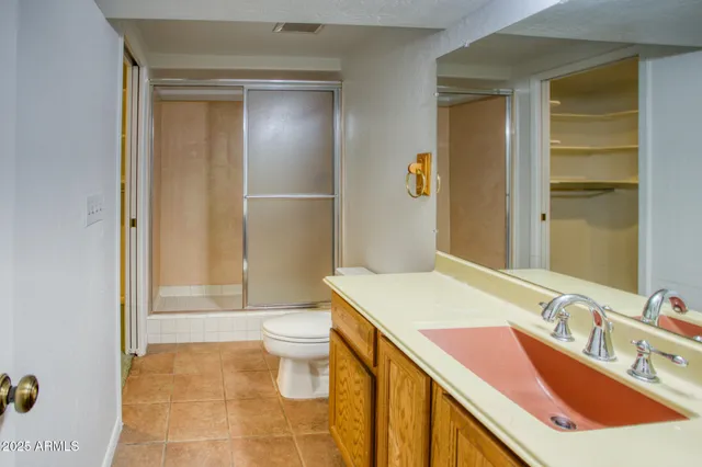 $399,000 | 1550 North Stapley Drive, Unit 6, Mesa, AZ 85203