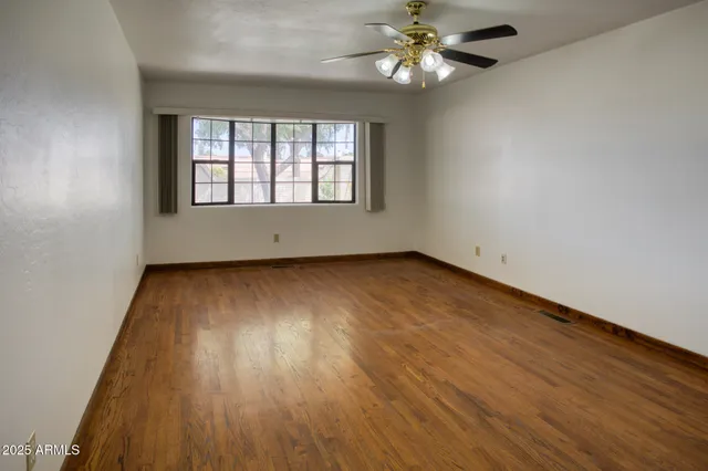 $399,000 | 1550 North Stapley Drive, Unit 6, Mesa, AZ 85203