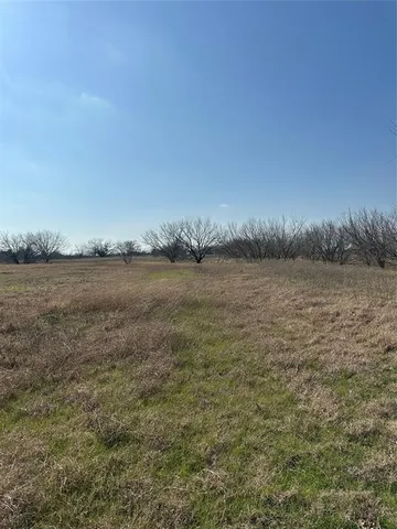 $840,000 | 1360 Northwest County Road 1360, Barry, TX 75102