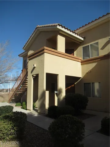 $1,600 | 1050 East Cactus Avenue, Unit 1028, Las Vegas, NV 89183