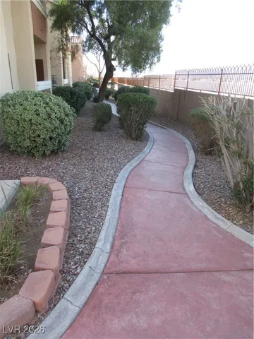 $1,600 | 1050 East Cactus Avenue, Unit 1028, Las Vegas, NV 89183