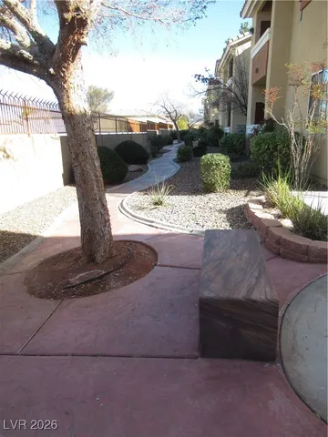 $1,600 | 1050 East Cactus Avenue, Unit 1028, Las Vegas, NV 89183