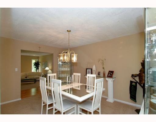 10280 Grubbs Road Wexford, PA 15090 - Photo 4 of 18 Dining Room.
