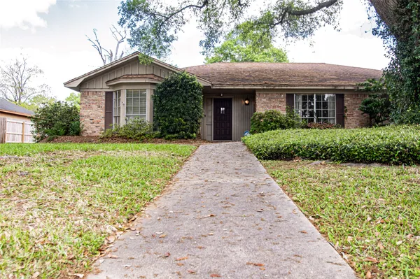 $250,000 | 5950 Pinkstaff Lane, Beaumont, TX 77706