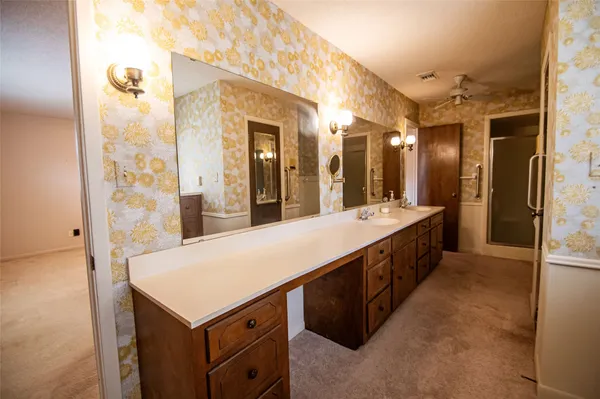 $250,000 | 5950 Pinkstaff Lane, Beaumont, TX 77706