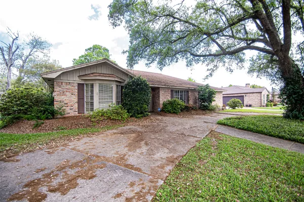 $250,000 | 5950 Pinkstaff Lane, Beaumont, TX 77706