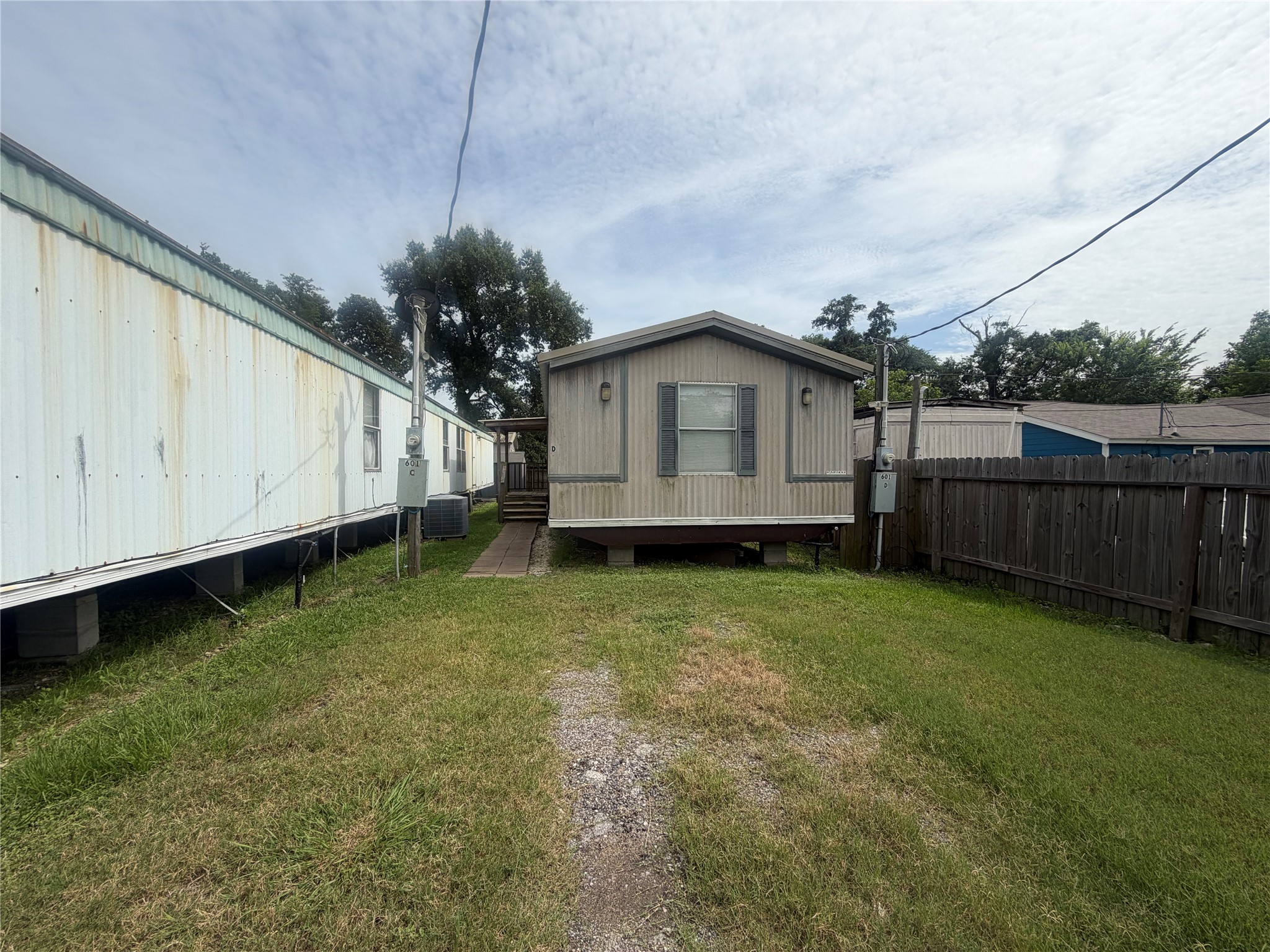 601 Clear Lake Road, Unit D Highlands, TX 77562 - Photo 2 of 12