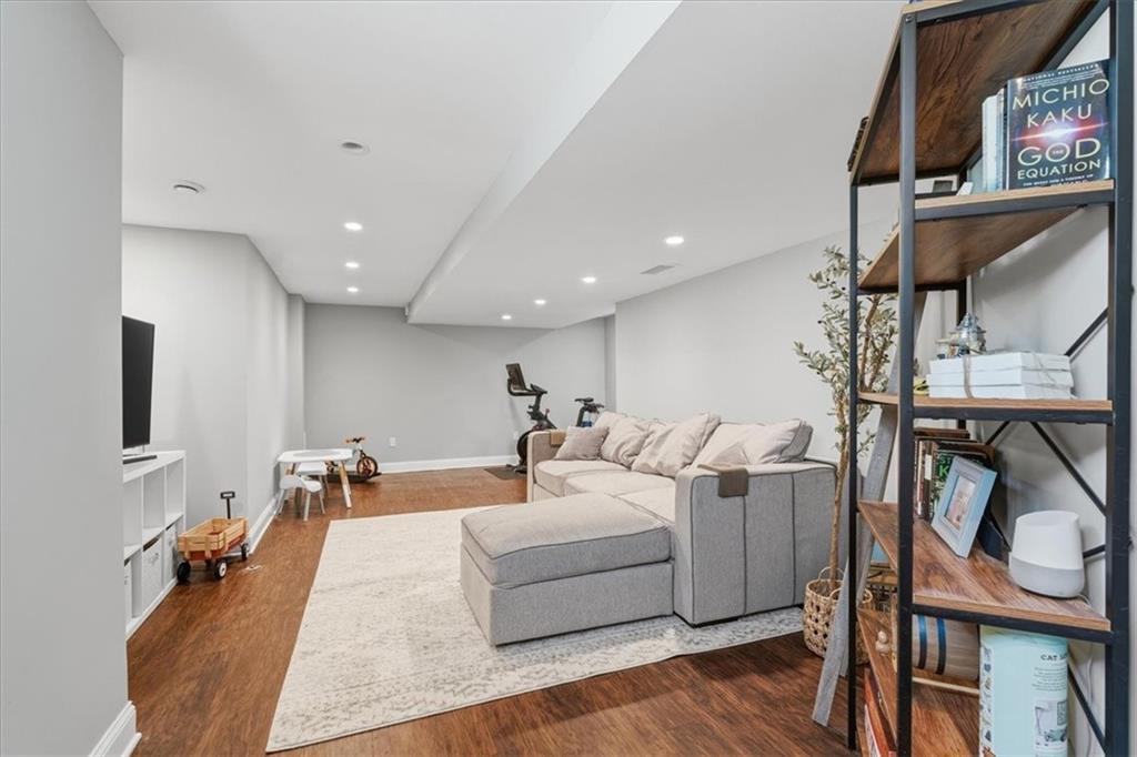 746 Crawford Road Pittsburgh, PA 15237 - Photo 23 of 31 Gallery Image 23