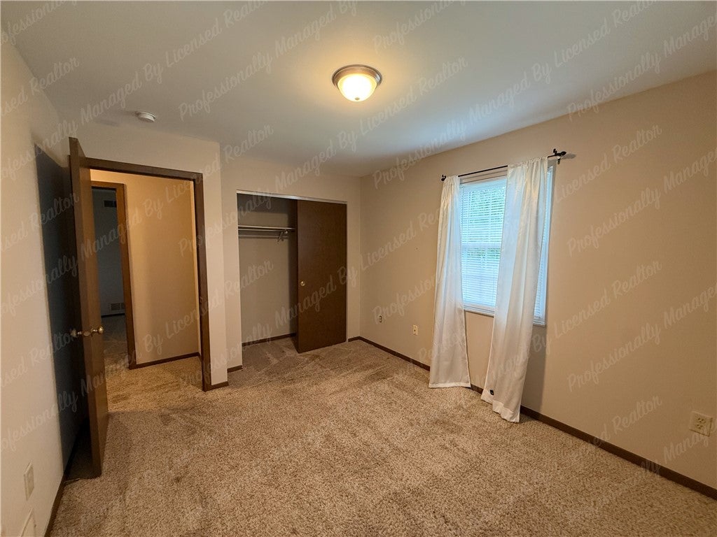 290 East Alex Bell Road, Unit 4 Dayton, OH 45459 - Photo 25 of 32 Gallery Image 25