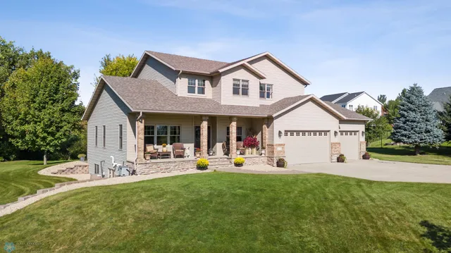 $575,000 | 2103 Westgate Drive, Hawley, MN 56549