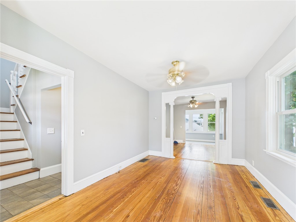 13 Clyde Street Providence, RI 02908 - Photo 2 of 35